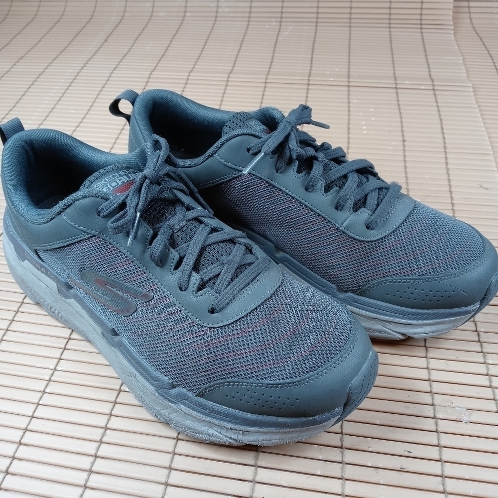 Skechers Max Cushioning Mens 220078 Premier Paragon Running Shoes Size 11.5M. 20